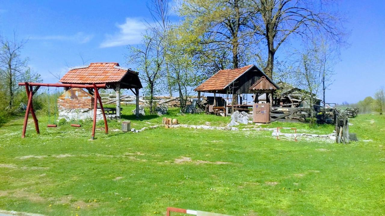 Ranch Farm Stay Rakovica Exterior photo